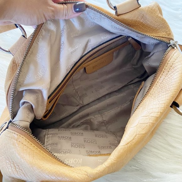 Michael Kors Soft Leather Snake Embossed Bag Purse - Picture 8 of 9